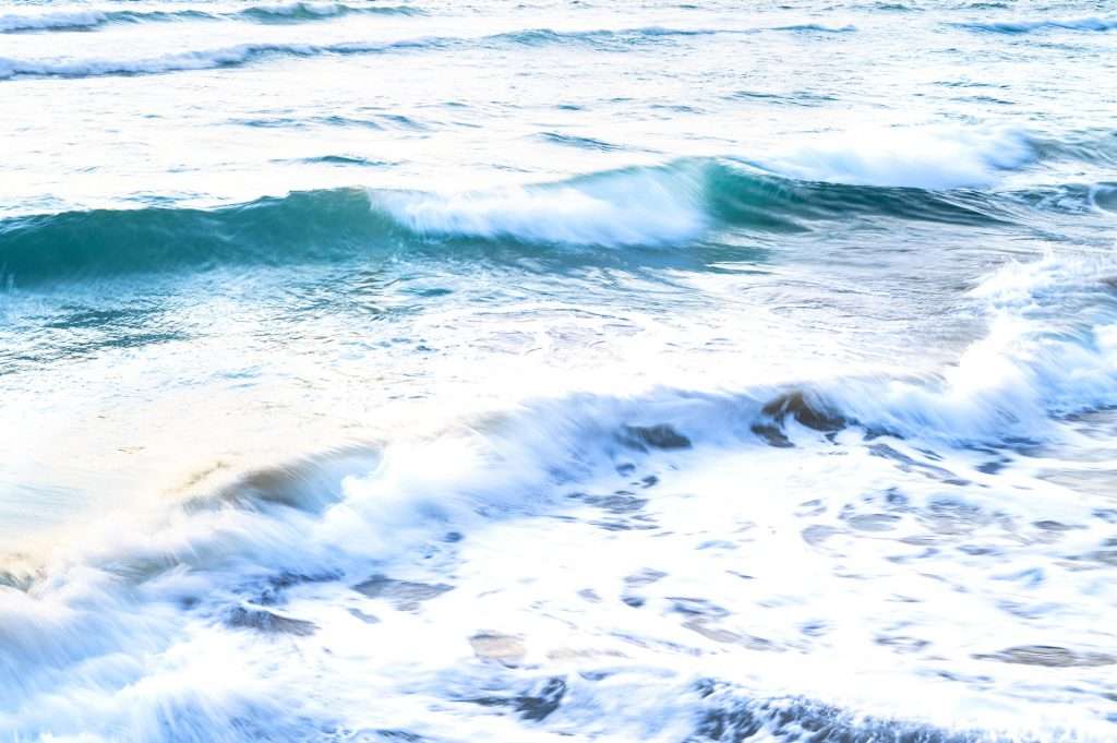 Waves of Cornwall | Planning Your Honeymoon